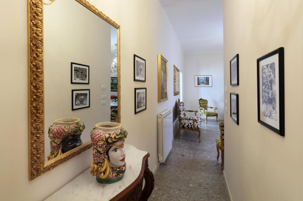 Porta Di Mezzo Luxury Suites & Rooms ตาออร์มินา ภายนอก รูปภาพ
